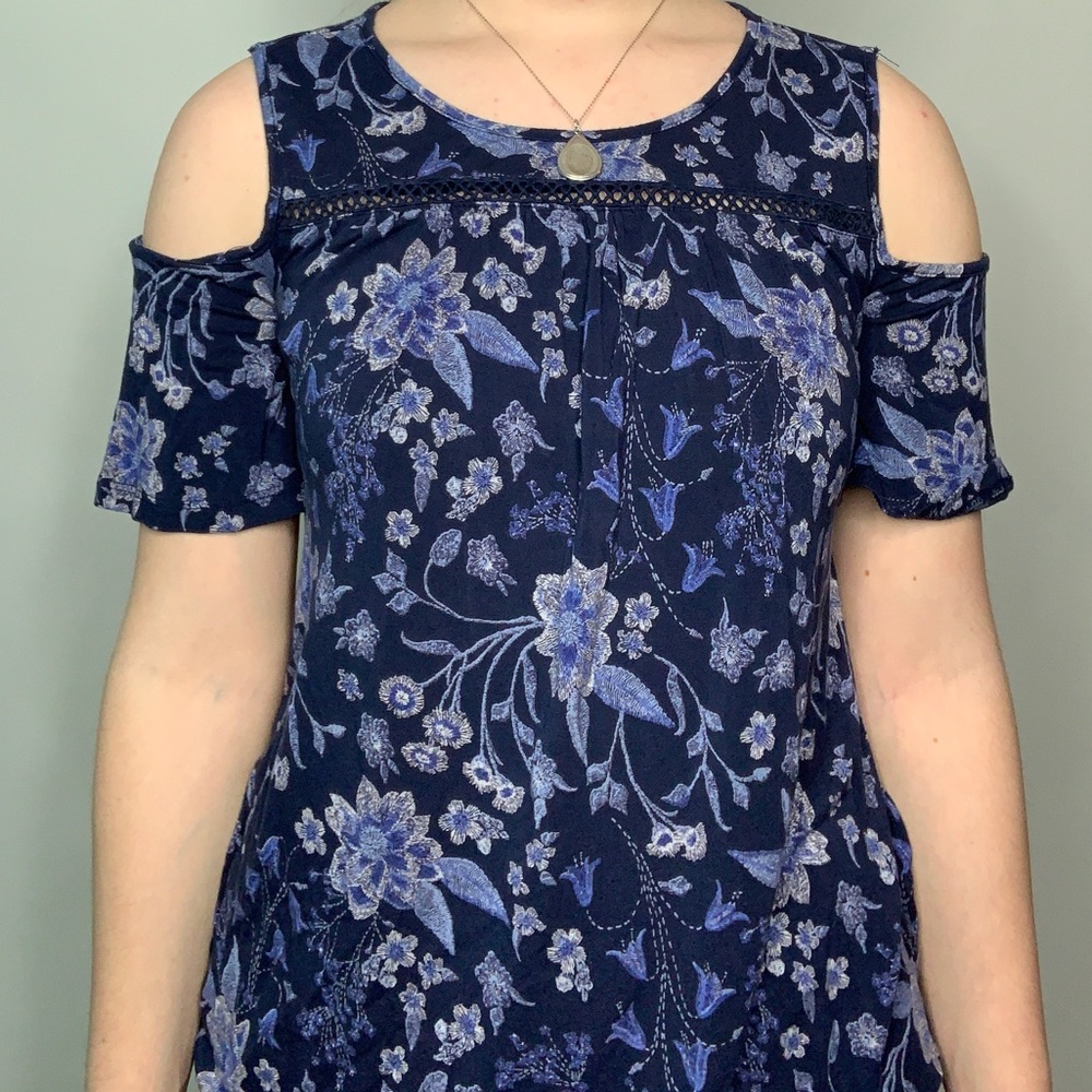 Cold shoulder floral top